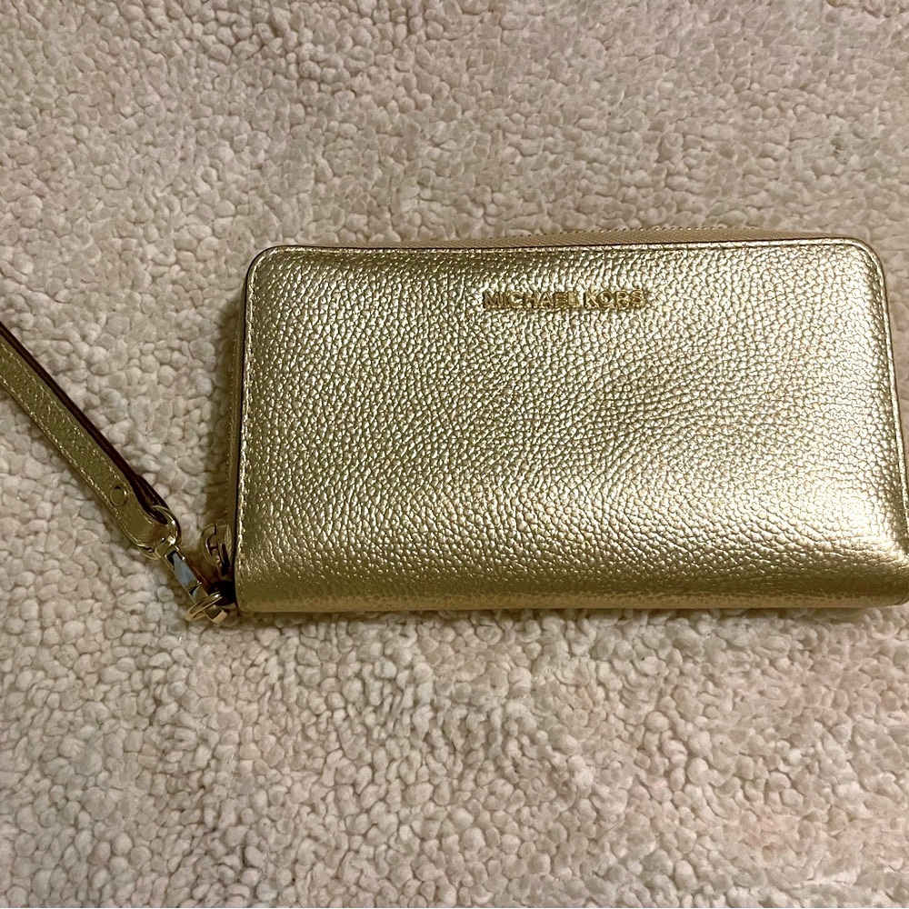 EUC Michael Kors Gold Wallet